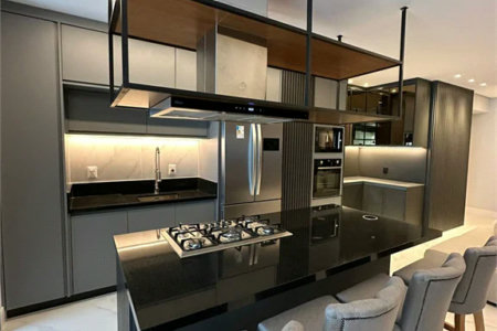 Apartamento à venda com 3 suítes em Jardim das Acácias, São Paulo, SP