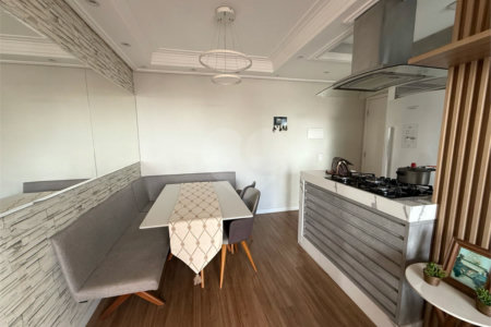 Apartamento à venda com 2 quartos, sendo 1 suíte, em Parque Vitória, São Paulo, SP