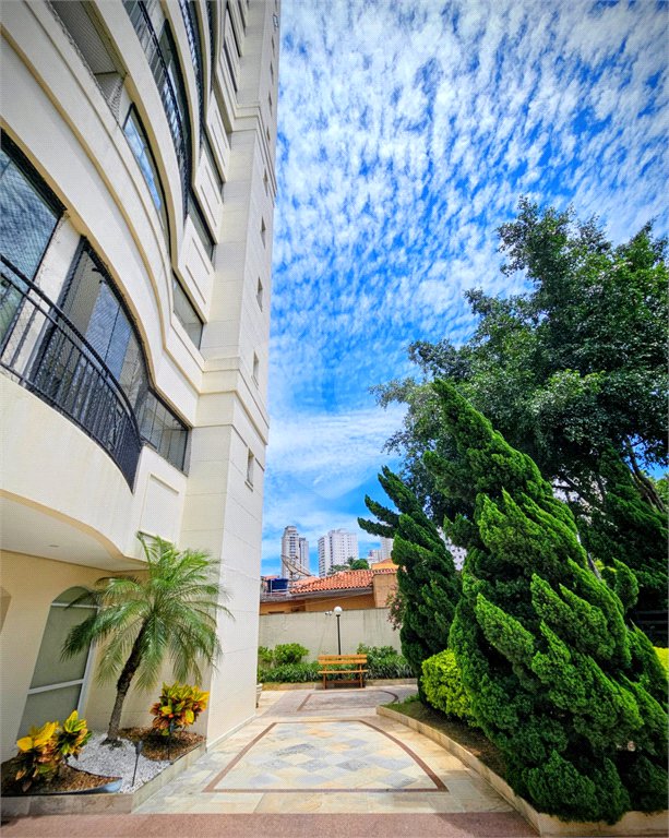 Apartamento com 74 m² com 3 quartos, 1 suíte, vista livre e 2 vagas à venda na Mooca, São Paulo