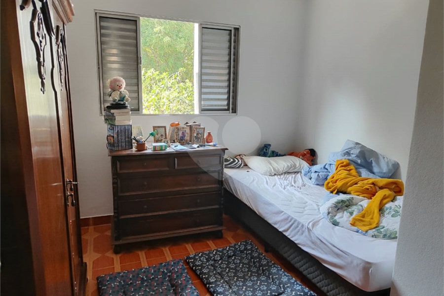 Sobrado à venda com 3 quartos, sendo 1 suíte,  em Parque Naçoes Unidas, São Paulo, SP