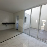Casa à venda com 3 quartos, sendo 1 suíte, no condomínio Residencial Américo Figueiredo, Sorocaba - SP
