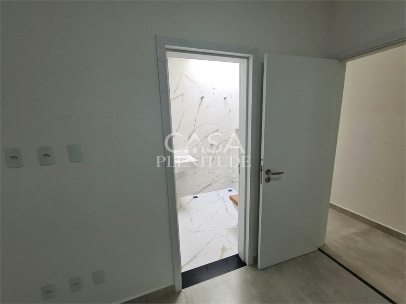 Casa em condomínio à venda com 3 suítes, em Wanel Ville, Sorocaba, SP