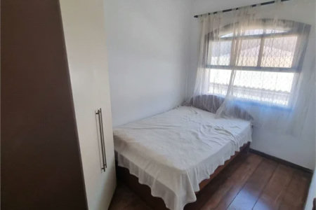 Casa à venda com 4 quartos, sendo 1 suíte, em Jardim Lídia, São Paulo, SP