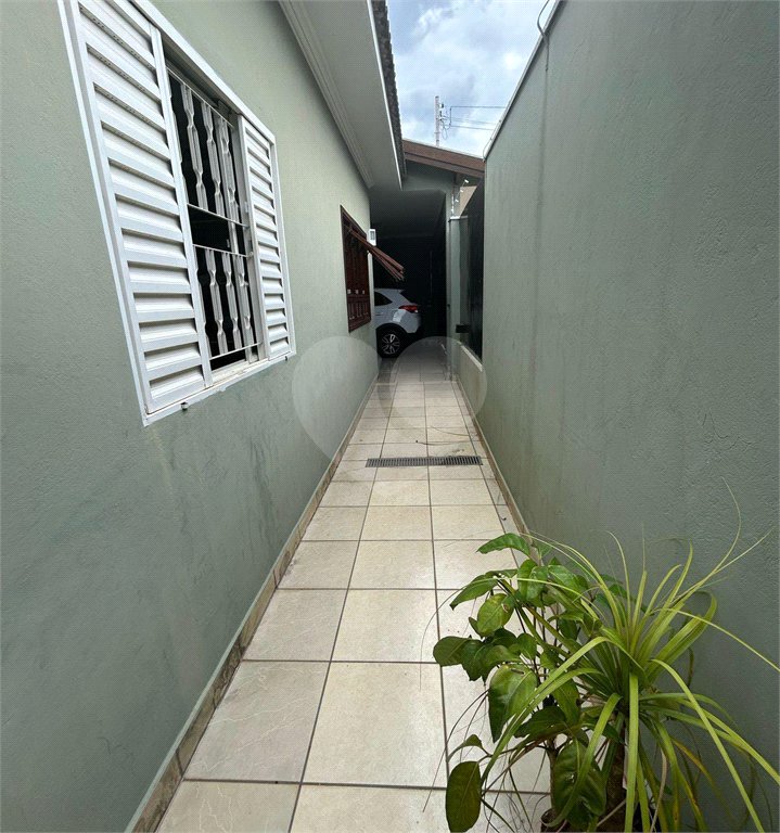 Casa à venda com 2 quartos, sendo 1 suíte, em Vila Visaltino Gomes, Itapetininga, SP