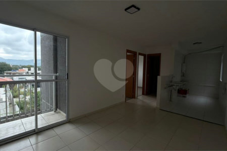 Apartamento à venda com 2 quartos em Guaratiba, Rio de Janeiro, RJ