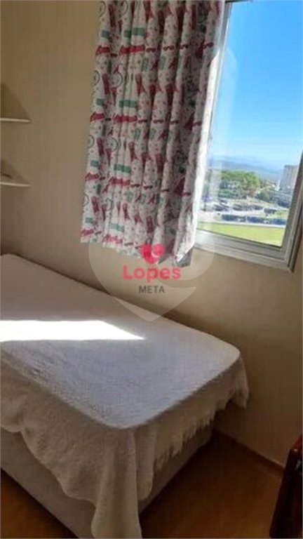 Apartamento à venda com 3 quartos, sendo 1 suíte,  em Jardim Califórnia, Jacareí, SP