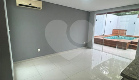 Casa à venda ou para alugar com 3 quartos, sendo 1 suíte, no condomínio Palm Tree Residences, Indaiatuba - SP