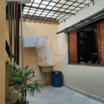 Casa Térrea à venda com 3 quartos, sendo 1 suíte, em Vila Lavínia, Mogi das Cruzes, SP