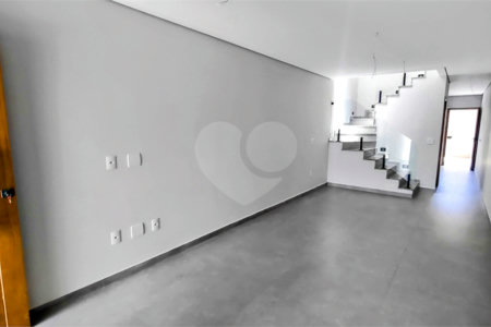 Sobrado à venda com 3 quartos, sendo 1 suíte, em Jardim Penha, São Paulo, SP