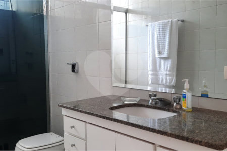 Casa à venda ou para alugar com 3 suítes em Alto da Lapa, São Paulo, SP