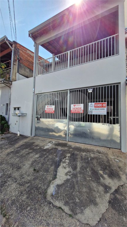 Sobrado à venda com 4 quartos, sendo 1 suíte, em Jardim Hubert, Indaiatuba, SP