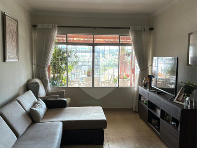 Sobrado à venda com 3 quartos em Santana, São Paulo, SP