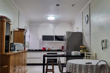 Casa à venda com 3 quartos, sendo 1 suíte, em Jardim Celani, Salto, SP