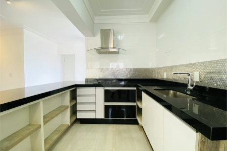 Apartamento à venda com 2 quartos, sendo 1 suíte,  no Centro, São Bernardo do Campo, SP