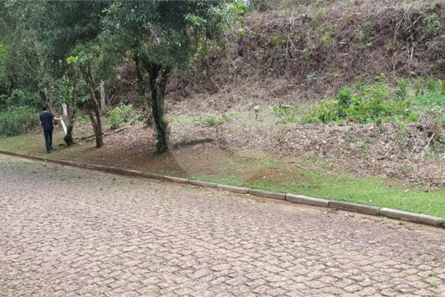 Casa à venda no condomínio Gleba II, Mairiporã - SP