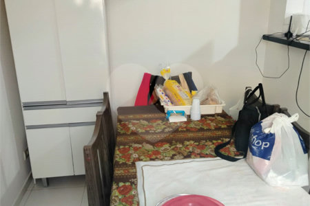 Sobrado à venda com 2 quartos em Jardim Santa Rosa, Taboão da Serra, SP