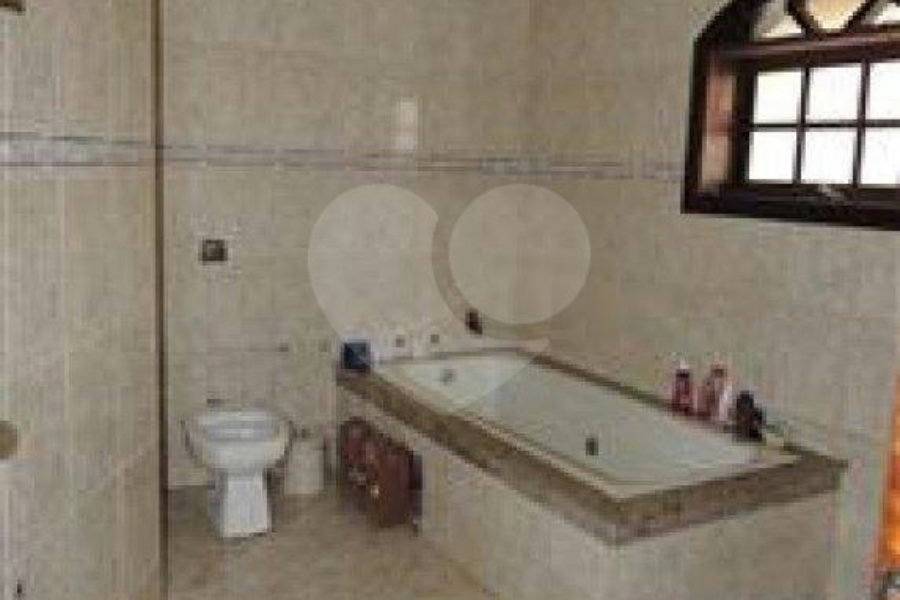 Sobrado à venda com 4 quartos, sendo 3 suítes, em Jaçanã, São Paulo, SP