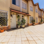 Casa à venda com 3 quartos, sendo 1 suíte, no condomínio Villaggio Di Firenze, São Paulo - SP