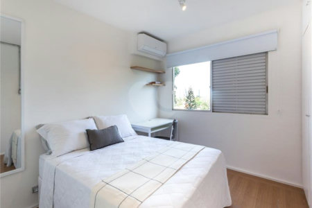 Apartamento à venda com 4 quartos, sendo 1 suíte, em Vila Olímpia, São Paulo, SP