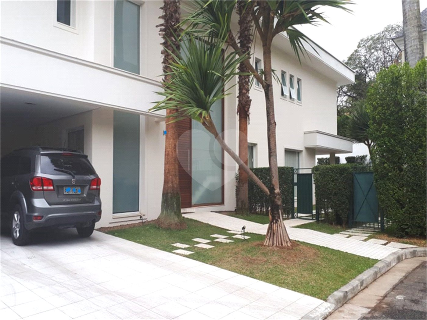 Casa à venda com 4 suítes no condomínio Residencial Morumbi, São Paulo - SP