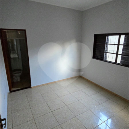 Casa à venda com 4 quartos, sendo 2 suítes, em Planalto Verde, Ribeirão Preto, SP