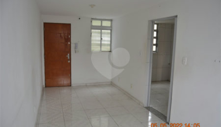 Apartamento à venda com 2 quartos em Parque Edu Chaves, São Paulo, SP
