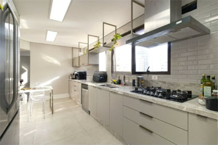 Apartamento à venda com 3 suítes em Jardim Parque Morumbi, São Paulo, SP