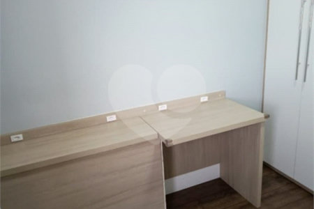 Apartamento para alugar com 3 quartos, sendo 1 suíte, em Vila das Mercês, São Paulo, SP
