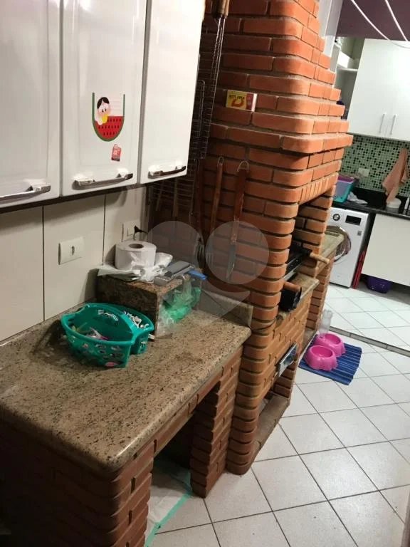 Casa à venda com 3 quartos, sendo 1 suíte, no condomínio Residencial Gabriela, São Paulo - SP