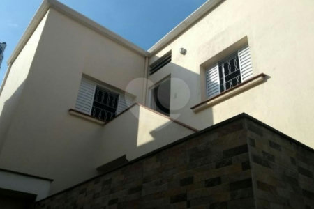 Casa à venda com 3 quartos, sendo 1 suíte,  em Santana, São Paulo, SP