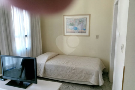Flat à venda com 1 suíte em Santana, São Paulo, SP