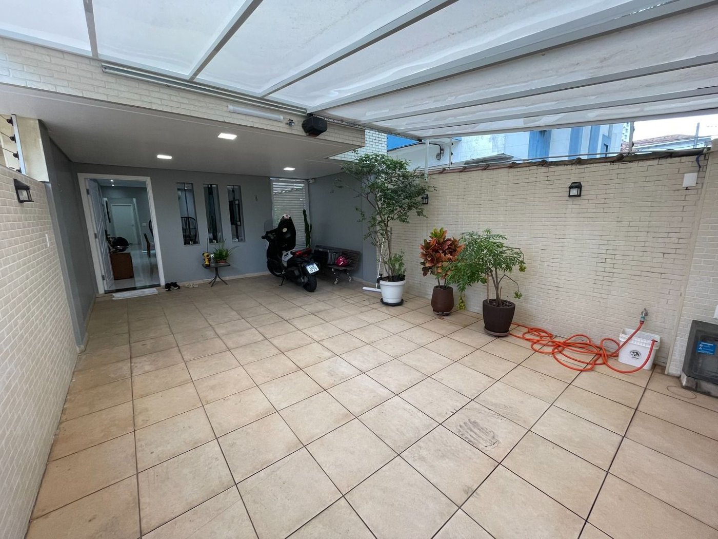 Casa com 3 dormitórios à venda, 157 m² por R$ 1.350.000,00 - Embaré - Santos/SP