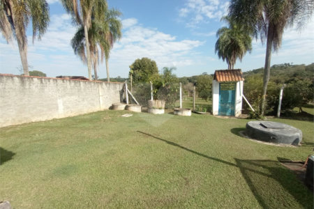 Chácara à venda com 6 quartos, sendo 1 suíte,  em Cercadinho, Alambari, SP