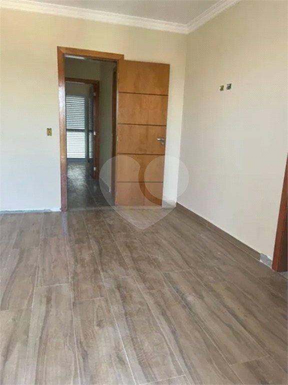 Sobrado à venda ou para alugar com 3 suítes em Vila Pedra Branca, São Paulo, SP