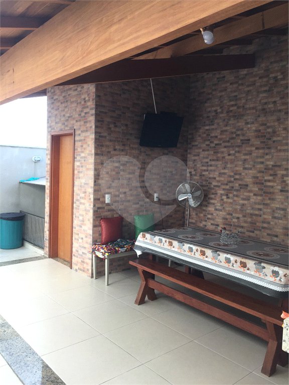 Casa à venda com 3 suítes no condomínio Lago da Serra, Araçoiaba da Serra - SP