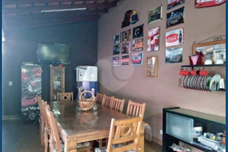 Casa à venda com 3 quartos, sendo 2 suítes, em Jardim Paulista, Atibaia, SP