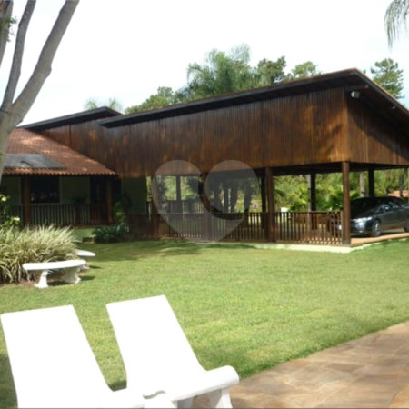 Chácara à venda ou para alugar com 4 quartos, sendo 1 suíte, em Chácara Velosa, Araraquara, SP