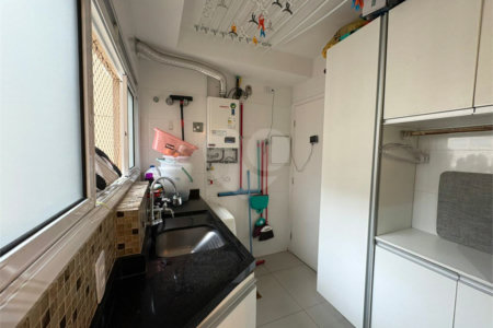 Apartamento à venda com 4 quartos, sendo 3 suítes, em Vila Augusta, Guarulhos, SP
