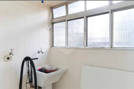 Apartamento à venda ou para alugar com 2 quartos em Parque Peruche, São Paulo, SP