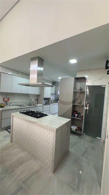 Casa à venda com 3 quartos, sendo 1 suíte, no condomínio Jardim Residencial Dona Maria José, Indaiatuba - SP