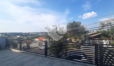 Casa Térrea à venda com 3 quartos, sendo 1 suíte,  no Centro, Vinhedo, SP