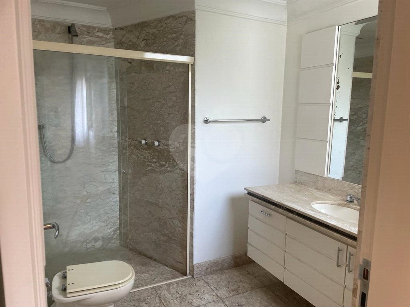 Apartamento à venda com 4 suítes em Vila Suzana, São Paulo, SP