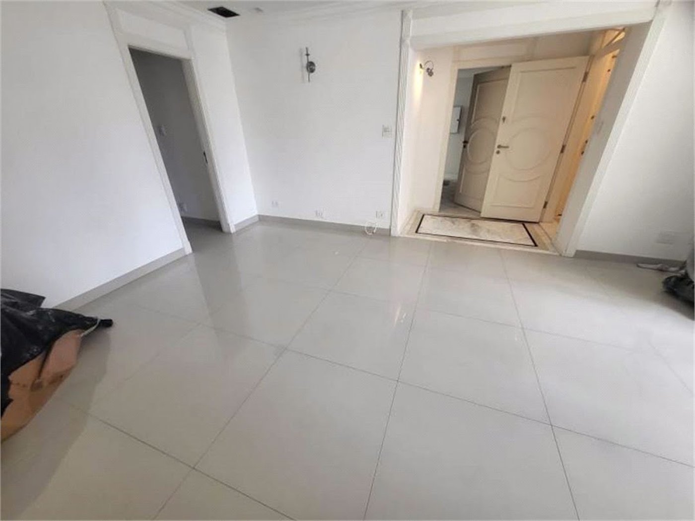 Apartamento Residencial à venda, Gonzaga, Santos - AP1414.