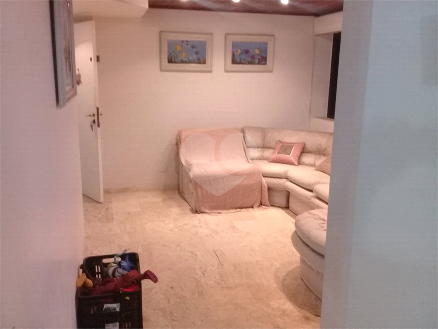 Triplex à venda ou para alugar com 4 suítes em Enseada, Guarujá, SP