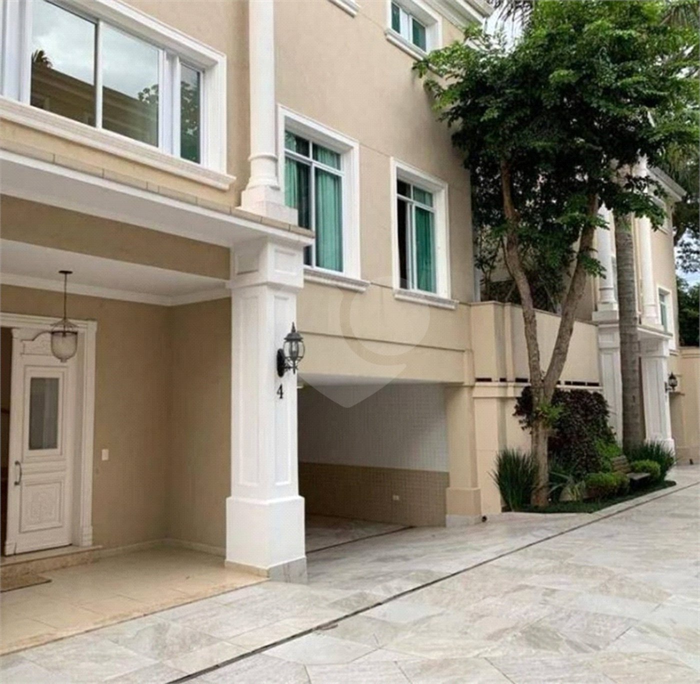 Casa à venda com 3 suítes no condomínio Brooklin Hills, São Paulo - SP