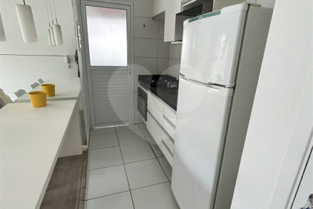 Apartamento à venda com 3 quartos, sendo 1 suíte, em Vila Andrade, São Paulo, SP