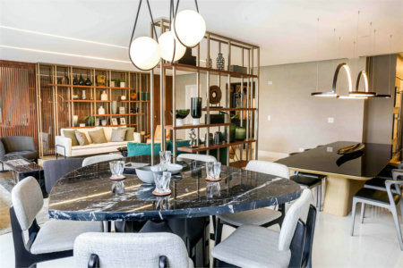 Apartamento à venda com 4 suítes em Real Parque, São Paulo, SP