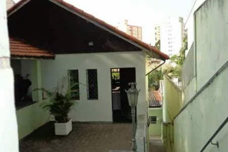 Casa à venda com 3 quartos, sendo 1 suíte, em Jardim Londrina, São Paulo, SP
