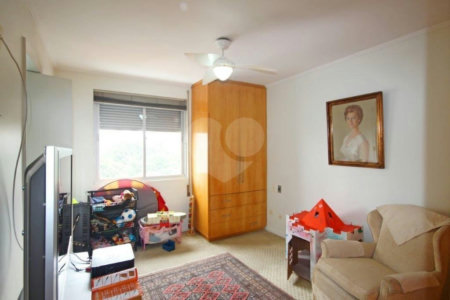 Apartamento à venda com 3 quartos, sendo 1 suíte, em Jardim Paulista, São Paulo, SP
