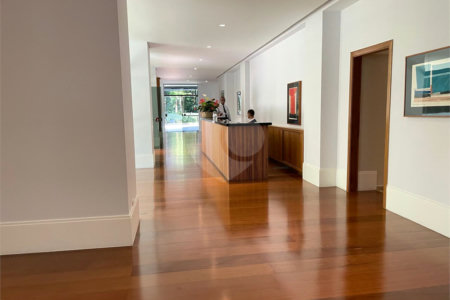 Apartamento à venda com 4 suítes em Alto da Boa Vista, São Paulo, SP